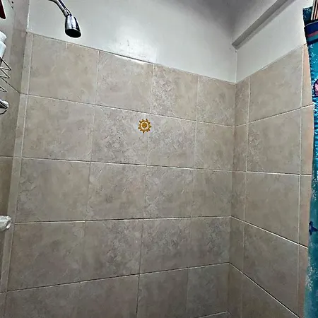 Suites 1923 Downtown Center Проживание в семье *